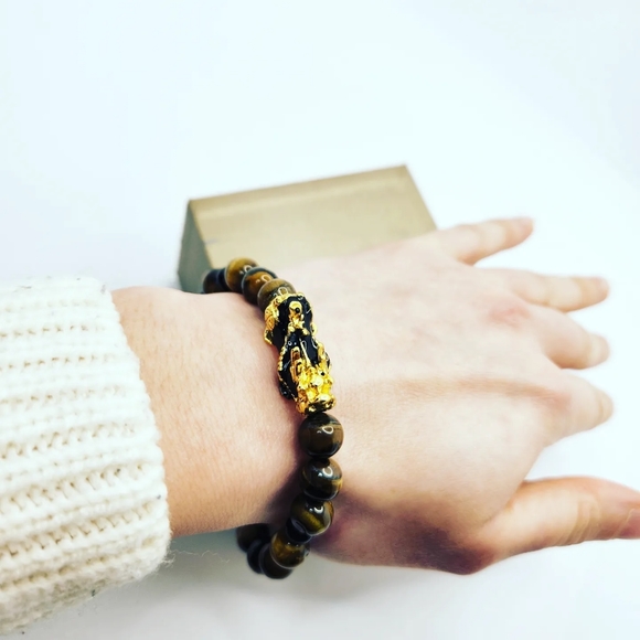 Tiger Eyw Pixiu bracelet 8 mm - Picture 3 of 6